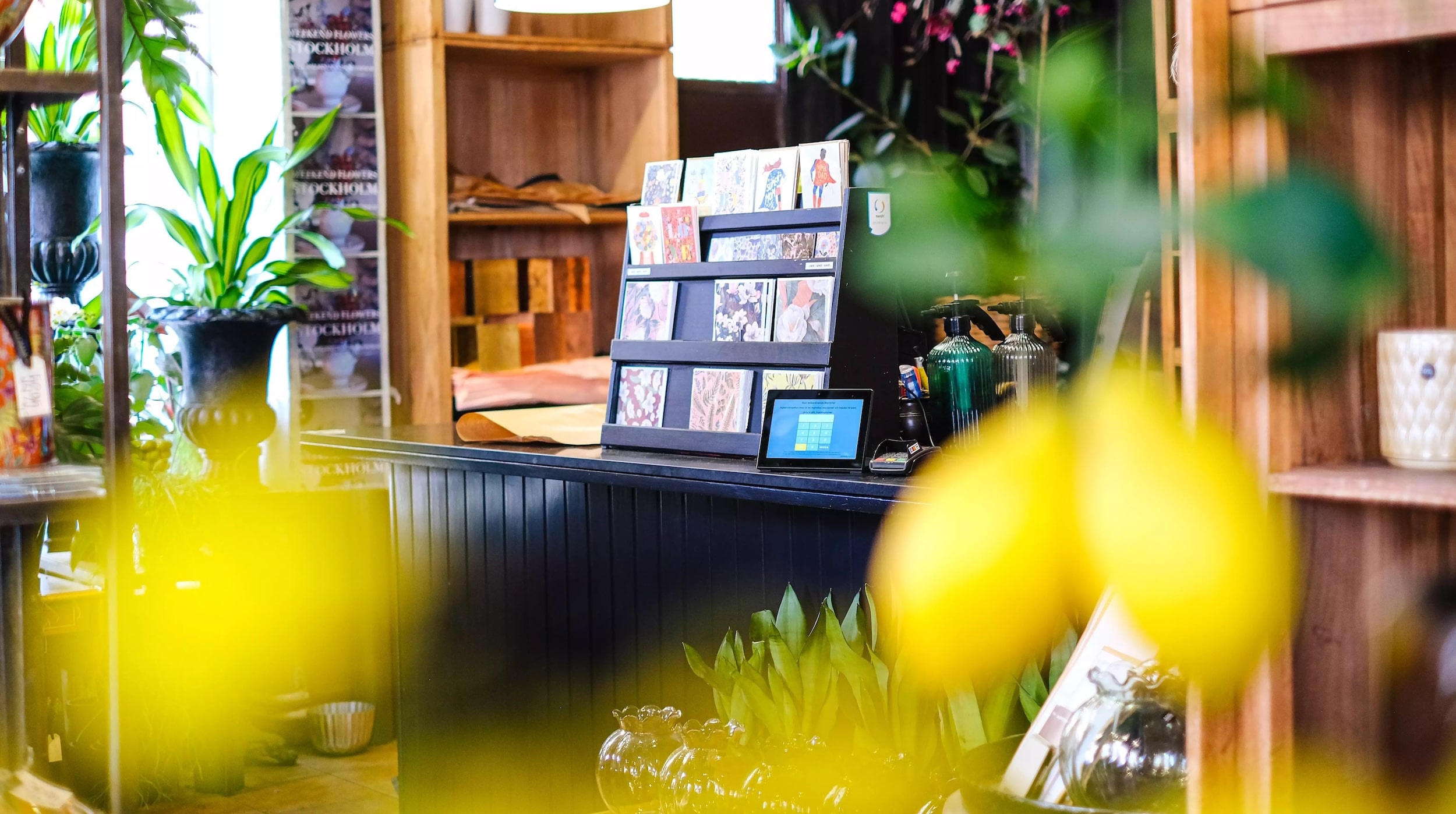 PayAtt display in flowershop